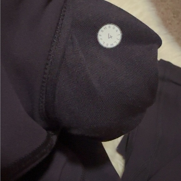 🍒 LULULEMON ALIGN LEGGINGS! 🍒 RARE COLOR - Picture 6 of 6